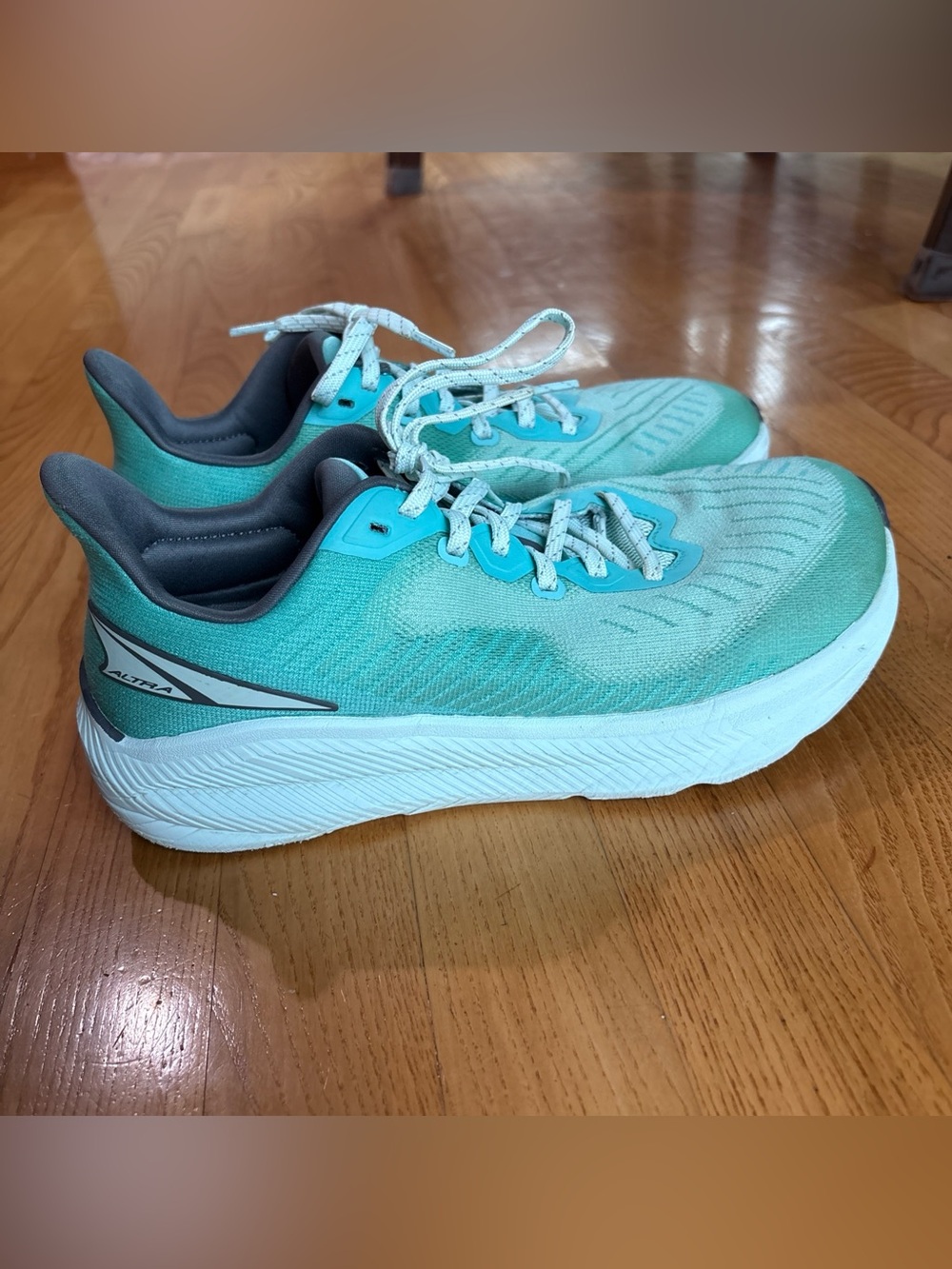 Altra Experience Form running shoes Teal Aqua Green Sneakers womens 9.5 Wide Toe